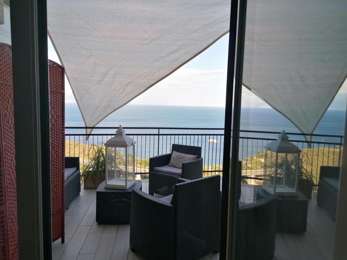 Al Bajah Loft Monovano Con Requisiti Hotel Taormina Exterior photo
